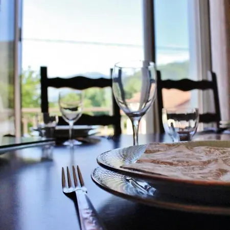 בית נופש Charmante Maison Corisande *